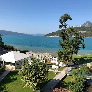 Appartement Atypique Avec Vue Unique Panoramique Sur Le D’annecy, Dans Résidence Avec Et Ponton Privée Sur La Commune De, Duingt